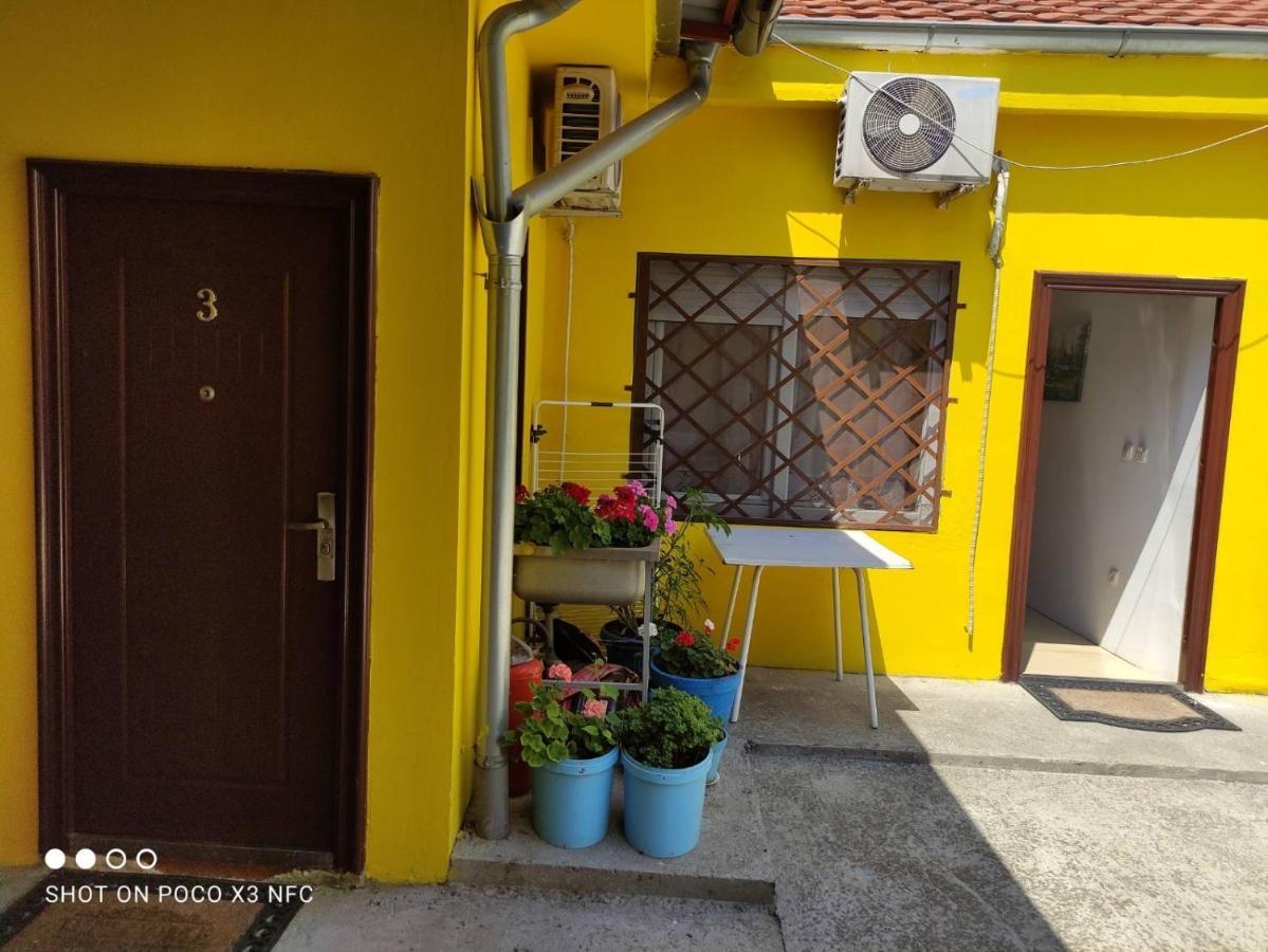 Sobe Sa Sopstvenim Kupatilom Private Rooms Bathroom In Center Novi Sad Exterior photo