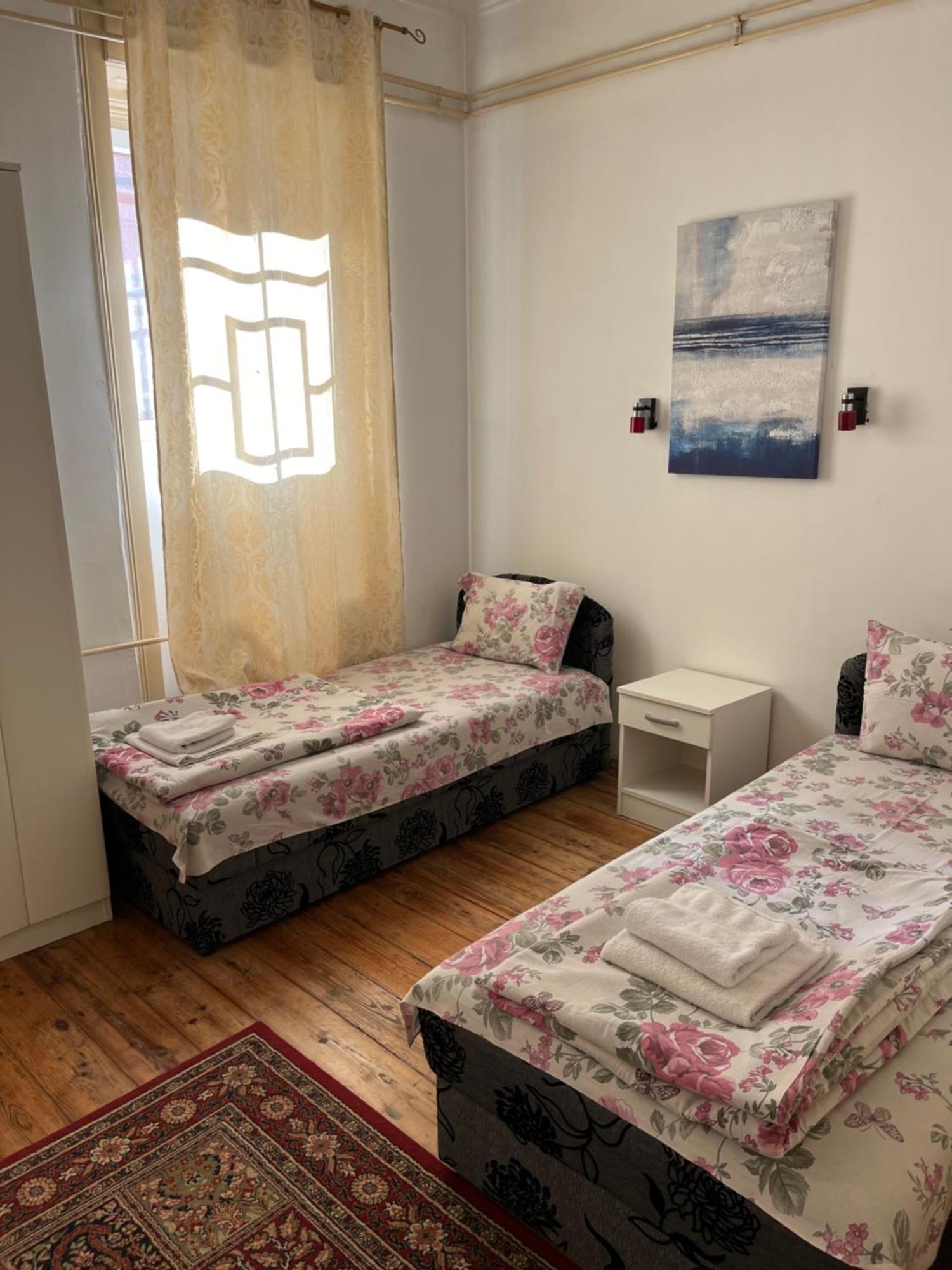 Sobe Sa Sopstvenim Kupatilom Private Rooms Bathroom In Center Novi Sad Exterior photo