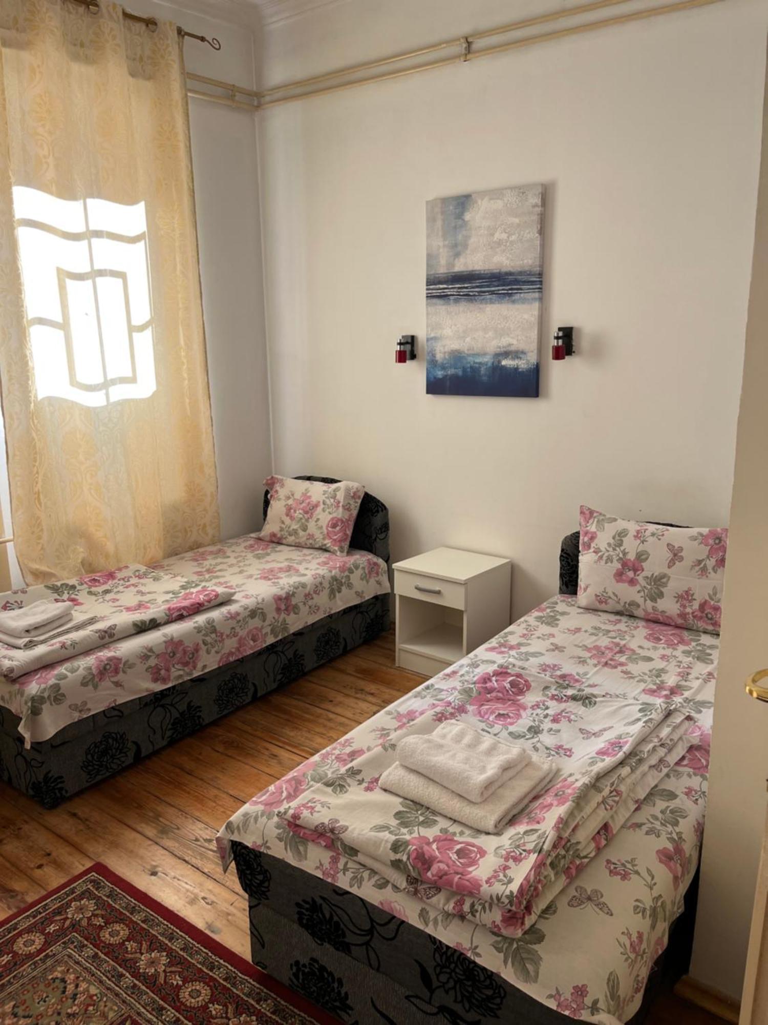 Sobe Sa Sopstvenim Kupatilom Private Rooms Bathroom In Center Novi Sad Exterior photo