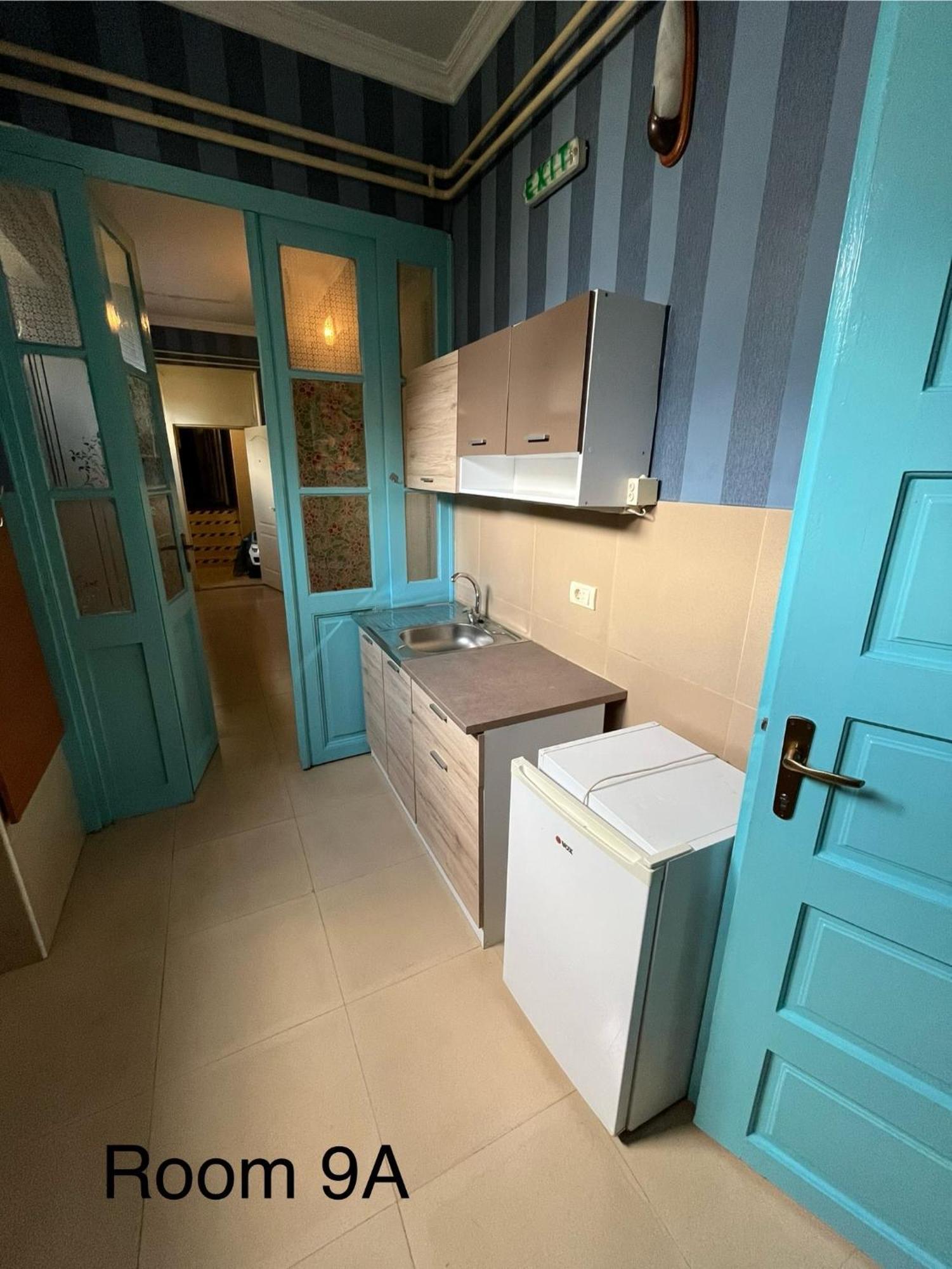 Sobe Sa Sopstvenim Kupatilom Private Rooms Bathroom In Center Novi Sad Exterior photo